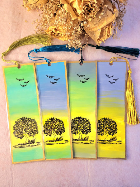 CUSTOMIZE YOUR OWN BOOKMARK, CHOOSE YOUR OWN QUOTE AND COLOR